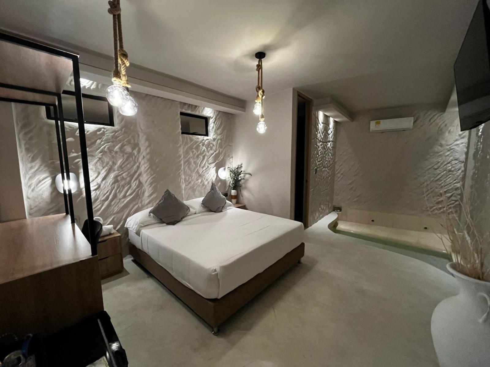 Hotel Bali At Poblado Medellin Exterior photo